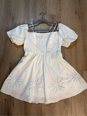 Milly White Embroidered Dress – Size 12